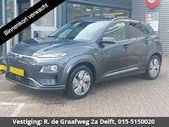 Hyundai Kona Electric - EV Premium 64 kWh | Navigatie | Schuif-/Kanteldak | 1e eigenaar | Camera |
