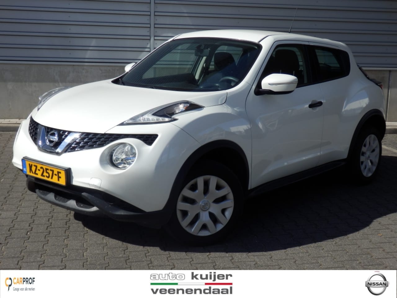 Nissan Juke - 1.6 Visia I Zeer nette auto van 1e eigenaar I parelmoer lak I - AutoWereld.nl