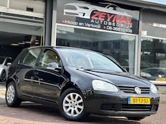 Volkswagen Golf - 2.0 FSI Automaat PDC Cruise Navi Stoelverw