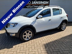 Dacia Sandero Stepway - 0.9 TCe Lauréate | Airco | Trekhaak | PDC achter | LM Velgen | Cruise control | RIJKLAARPR