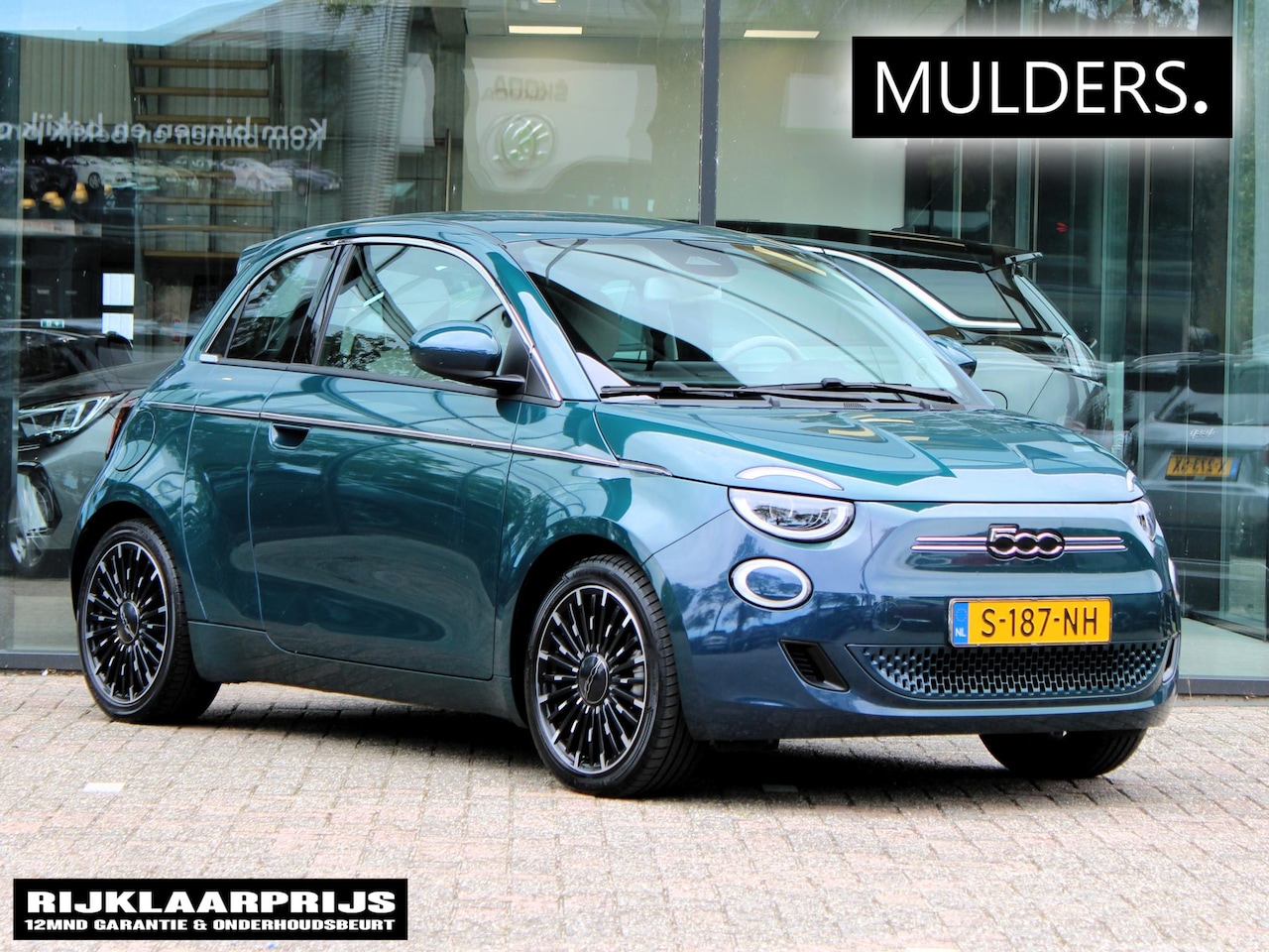 Fiat 500 - 3+1 La Prima 42 kWh | Navi / Carplay / Leder - AutoWereld.nl