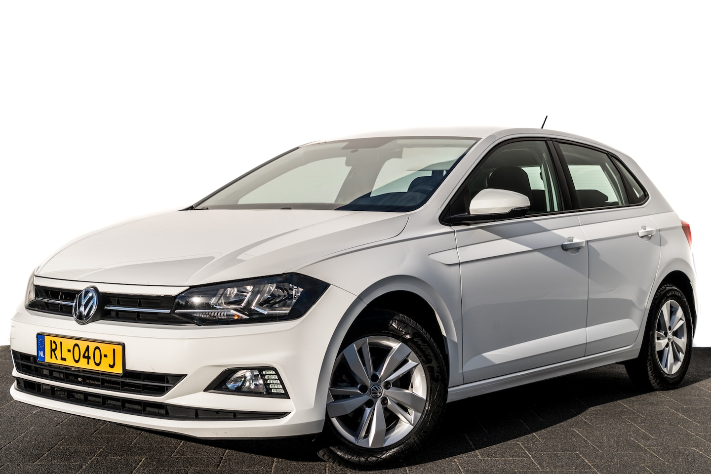 Volkswagen Polo - 1.0 TSI Comfortline | Adapt. Cruise | Carplay | Navi | DAB | - AutoWereld.nl
