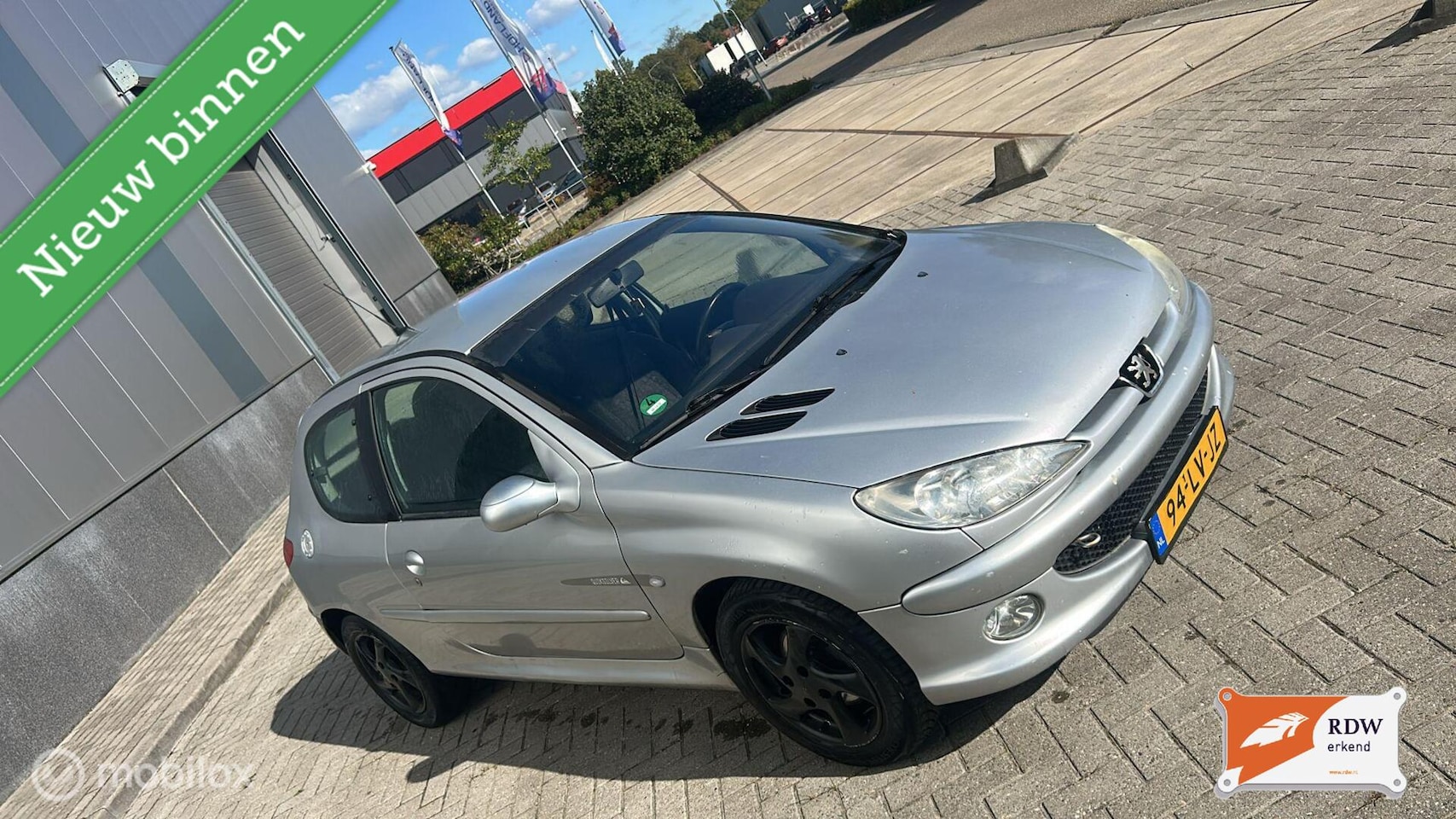 Peugeot 206 - 1.6-16V Quiksilver 1.6-16V Quiksilver - AutoWereld.nl