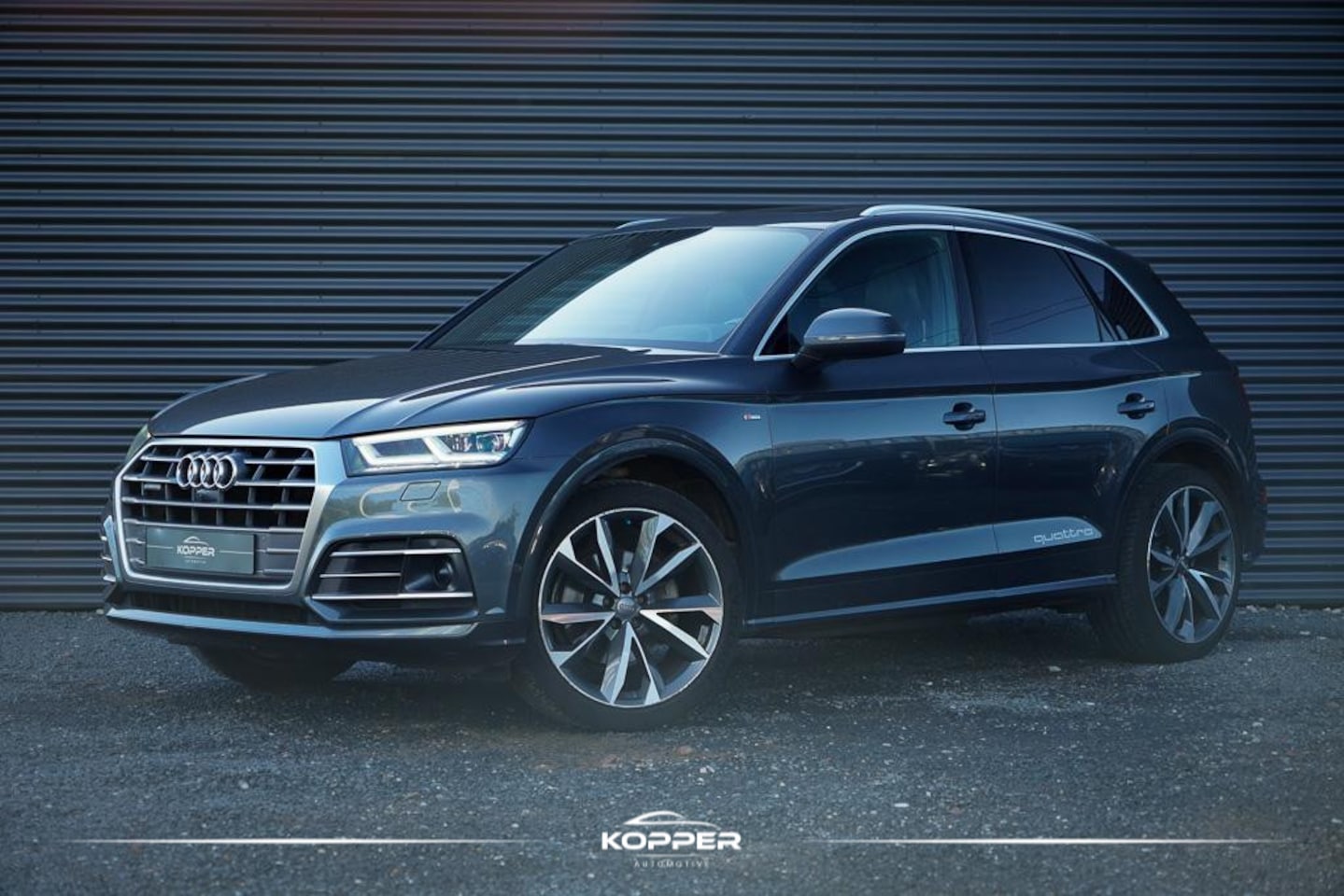 Audi Q5 - 2.0 TDI quattro Sport S Line / Pano / Virtual / Luchtvering - AutoWereld.nl