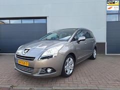 Peugeot 5008 - | 1.6 THP Allure 5p. | Airco | Navi | Panorama dak | Telefoon verbinding | 2e eigenaar |
