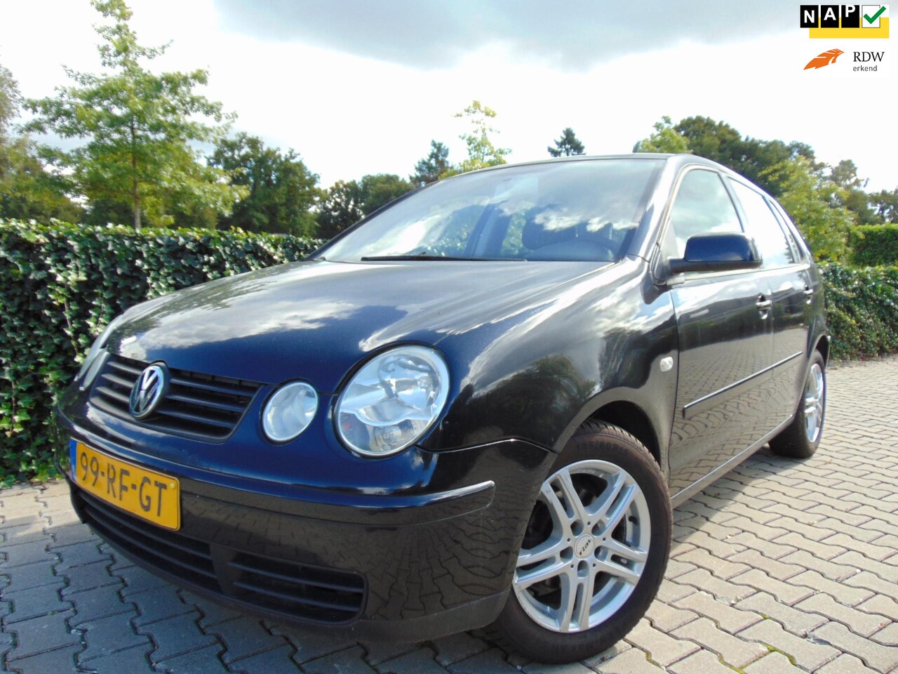 Volkswagen Polo - 1.4-16V Turijn 5-Drs. Airco / Elec.Pakket / Isofix / 16" Lm Velgen . - AutoWereld.nl