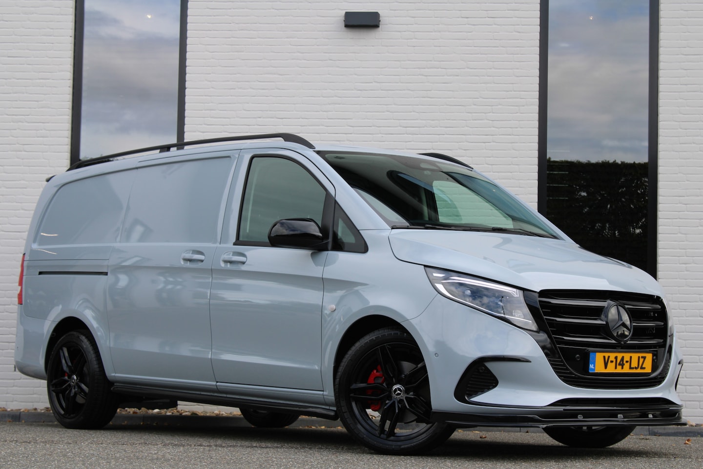 Mercedes-Benz Vito - 114 CDI / BPM VRIJ / Edition / Automaat / Lang / Led / Camera / Navi / NIEUWSTAAT - AutoWereld.nl
