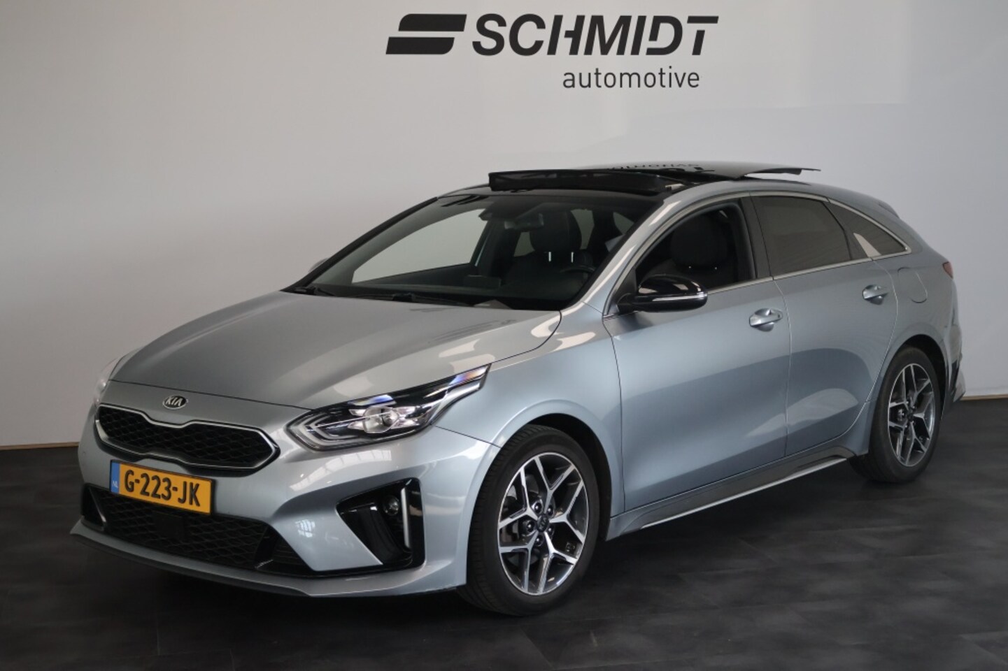 Kia Pro cee'd - 1.0 T-GDI GT-Line | Panoramadak | Stoelverwarming | Leder Alcant - AutoWereld.nl