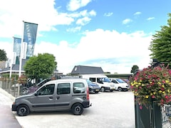 Renault Kangoo - 1.6-16V Privilège BENZINE 5 PERSOONS AIRCO MARGE