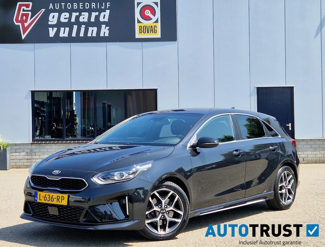 Kia Cee'd - Ceed 1.0 T-GDi GT-Line TREKHAAK CARPLAY CAMERA STUURVERWARMING STOELVERWARMING - AutoWereld.nl
