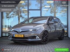 Toyota Auris - 1.8 Hybrid Executive | Half-leer | Afn. trekhaak | Stoelverw. | PDC V+A | Camera | Cruise