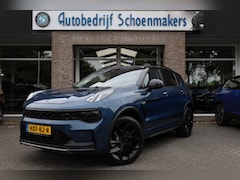 Lynk & Co 01 - 1.5 261PK BLACKLINE 360-CAMERA PANO/SCHUIF INFINITY DAB NAVI CARPLAY CAMERA STOELVERWARMIN
