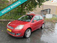 Ford Fiesta - 1.4-16V Futura XL LEUKE AUTO RIJDT EN SCHAKELT GOED