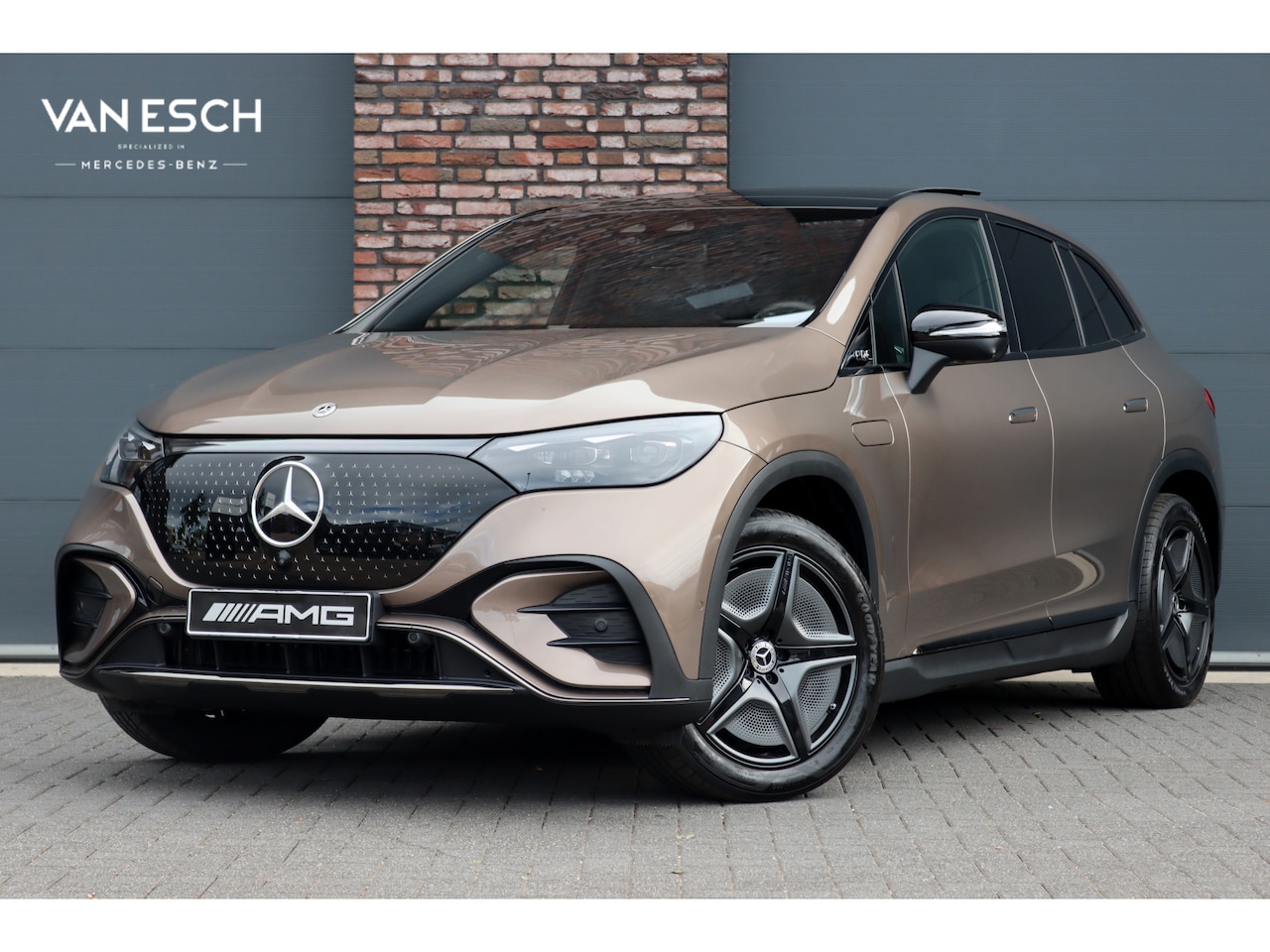 Mercedes-Benz EQE SUV - 300 AMG Line 91 kWh | ex Btw. €60.000,- | Distronic+ | Memory | Panoramadak | Digital Ligh - AutoWereld.nl