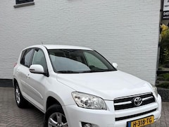 Toyota RAV4 - 2.0 VVTi Comfort 2WD