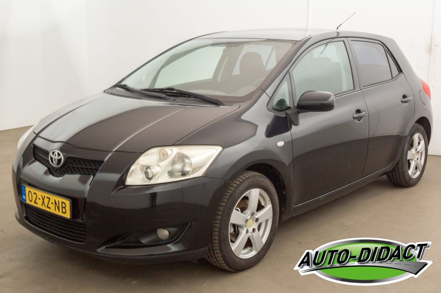 Toyota Auris - 1.5 VVT-i Clima Comfort - AutoWereld.nl