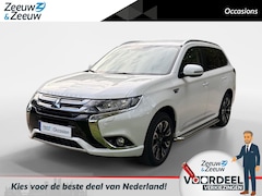Mitsubishi Outlander - 2.0 PHEV Executive Edition Navi , camera , trekhaak , cruise , tel , lm velgen , luxe stoe