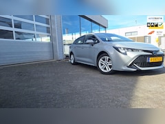 Toyota Corolla Touring Sports - 1.8 Hybrid Active*Navigatie*Camera*Cruise*Lm Velgen*NL Auto*49 Dkm