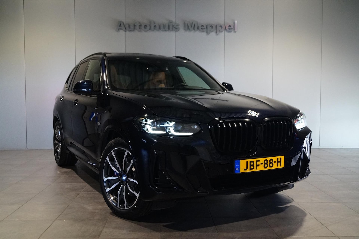 BMW X3 - xDrive30e M-sport/// | Adaptieve LED | Head-up Display | HiFi | Panoramadak | - AutoWereld.nl
