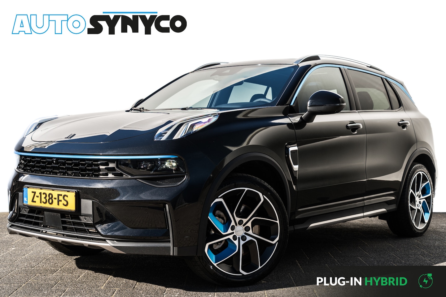 Lynk & Co 01 - 1.5 Plug-in Hybrid 262 Pk I Modeljaar 2023 I Panoramadak I 75 km Elektrisch I 360 Camera I - AutoWereld.nl