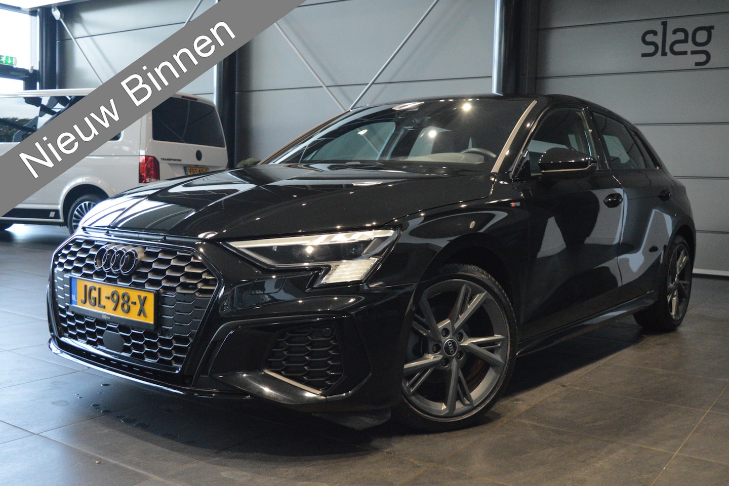 Audi A3 Sportback - 30 TDI 3X S-LINE Black Style navi camera led 18 inch !! - AutoWereld.nl