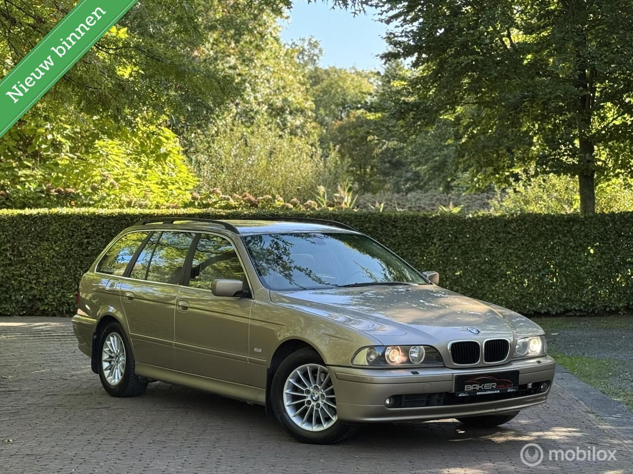 BMW 5-serie Touring - 525i Executive - Xenon - Leder - - AutoWereld.nl