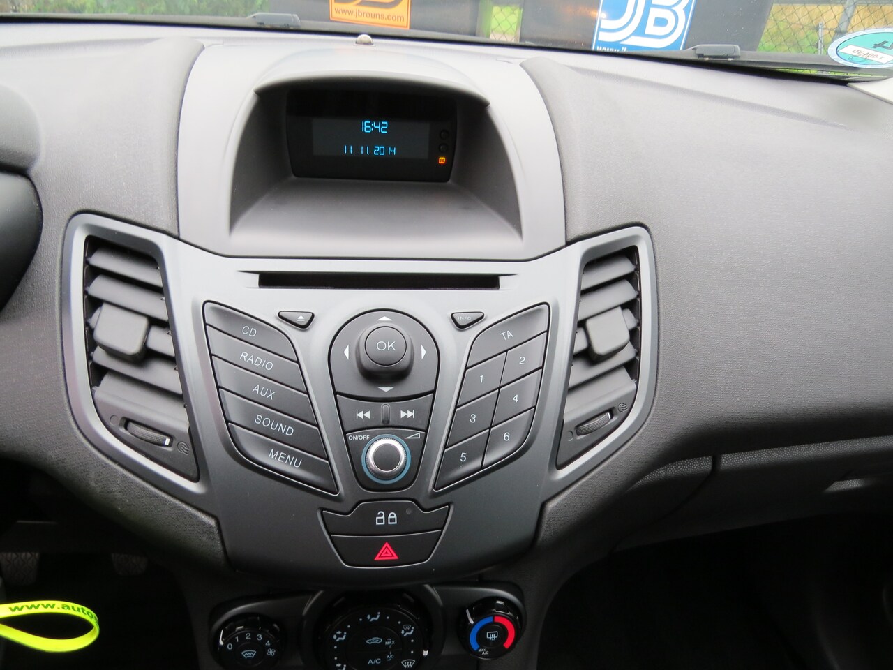 Ford Fiesta - 1.0 EcoBoost Titanium Voorzien van Nieuwe motor