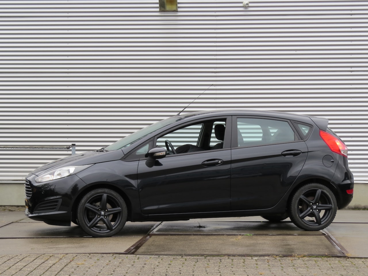 Ford Fiesta - 1.0 EcoBoost Titanium Voorzien van Nieuwe motor