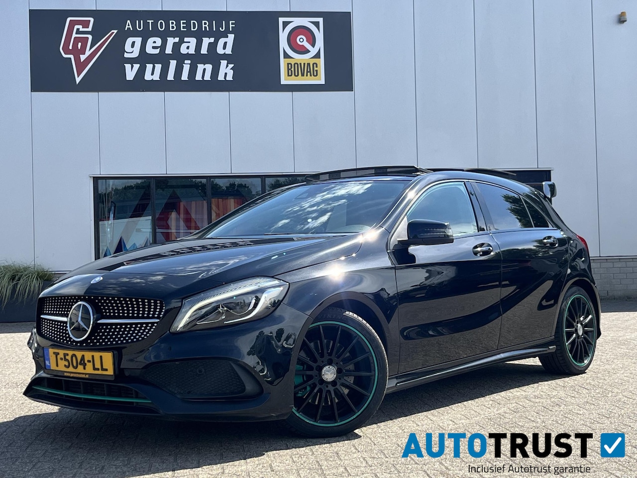 Mercedes-Benz A-klasse - 220 4MATIC Motorsport Edition AMG PANORAMADAK - AutoWereld.nl
