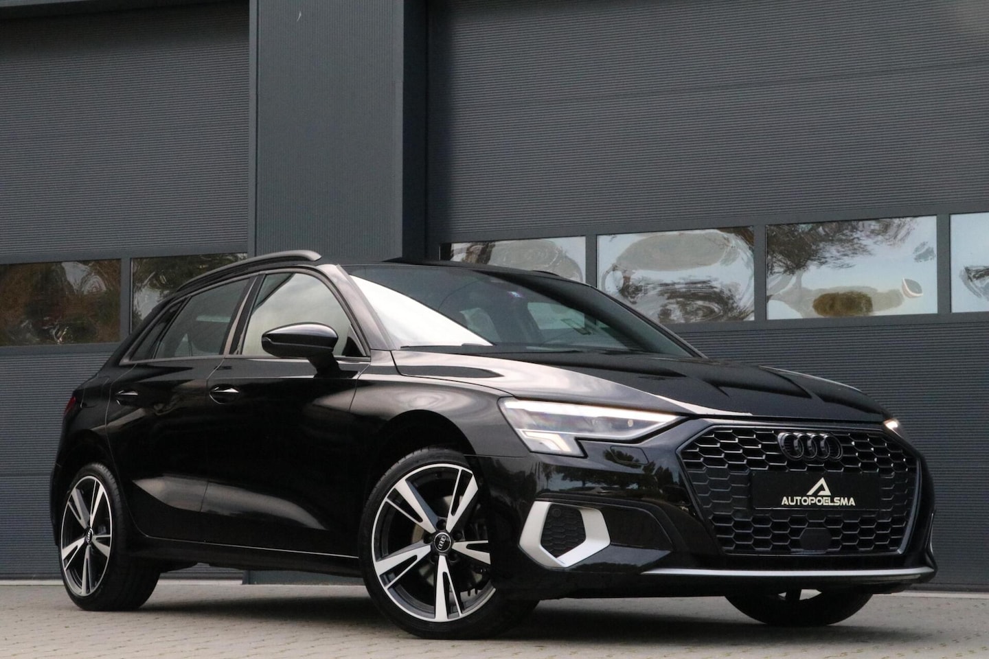 Audi A3 Sportback - 35 TFSI S edition Adaptiv Cruise Blindspot Trekhaak Sfeerverlichting VirtualDash BlackLine - AutoWereld.nl
