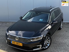 Volkswagen Passat Variant - 1.4 TSI GTE HIGHLINE ADAPTIVE CRUISE PANORAMA LEDER CAMERA ELEKTRISCHE STOELEN VOL NEDERLA