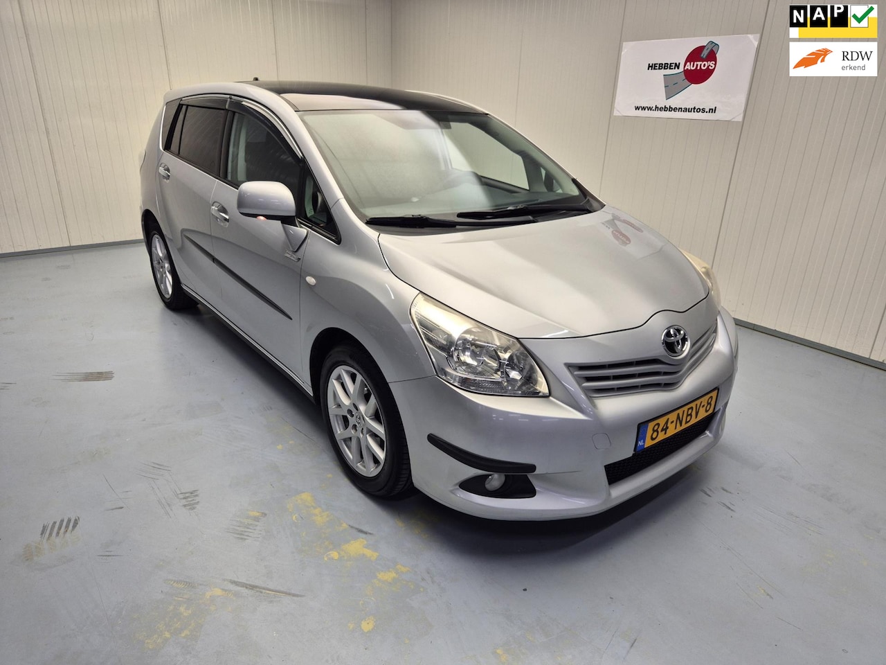 Toyota Verso - 1.8 VVT-i Business Limited Navi Camera Ecc Cruise Control Alu Trekhaak - AutoWereld.nl