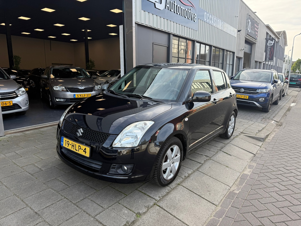 Suzuki Swift - 1.3 Shogun 1.3 Shogun - AutoWereld.nl