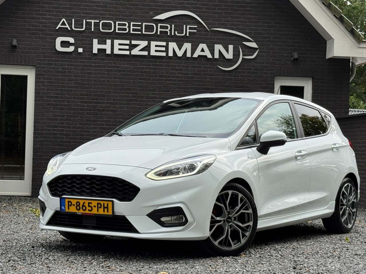 Ford Fiesta - 1.0 Titanium ST Line Carbon Apple Carplay Cruise Lane Assist Automaat - AutoWereld.nl