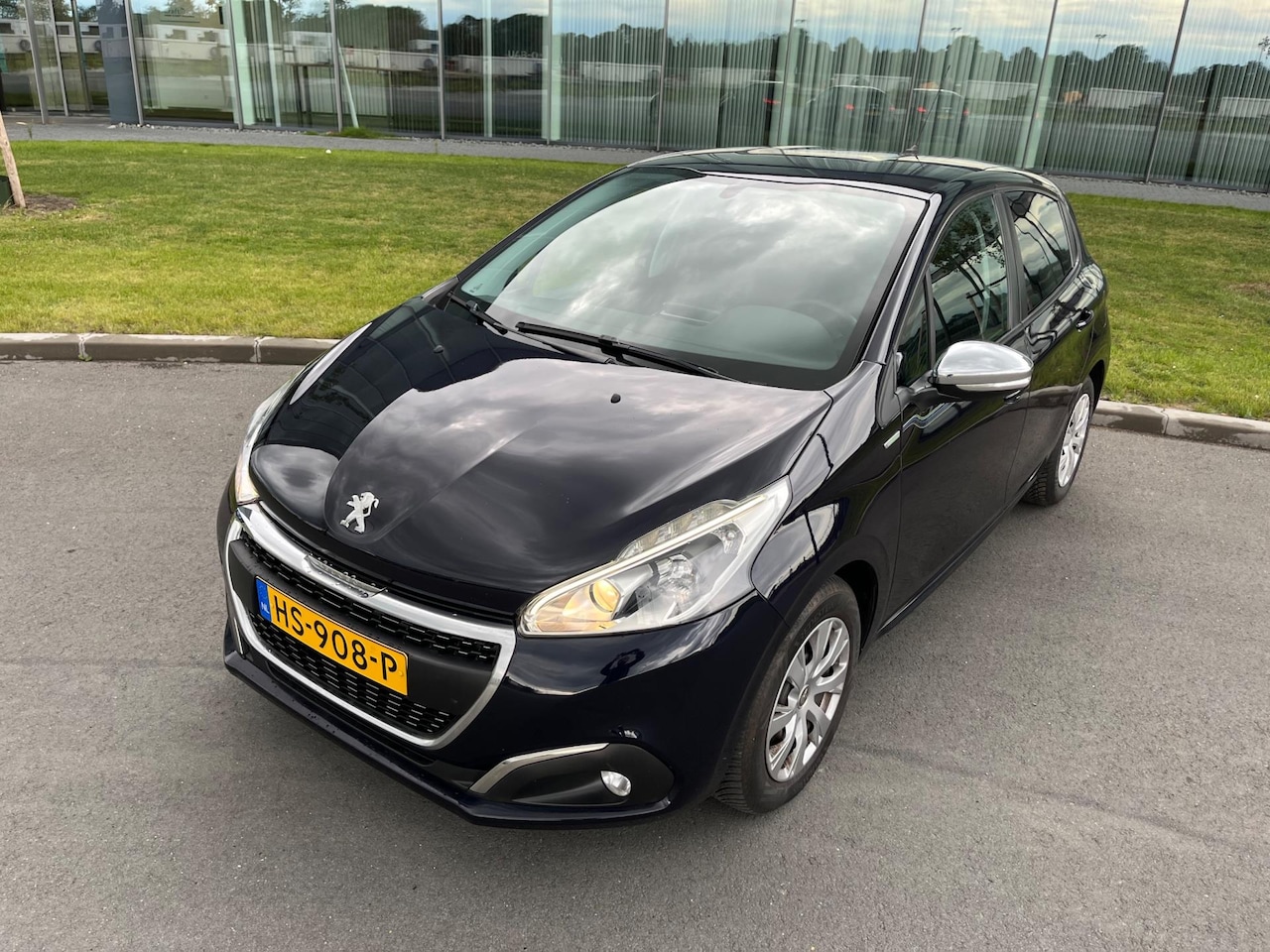 Peugeot 208 - 1.2 PureTech Urban Soul CLIMA APK 5 DEURS UITMUNTENDE STAAT! - AutoWereld.nl