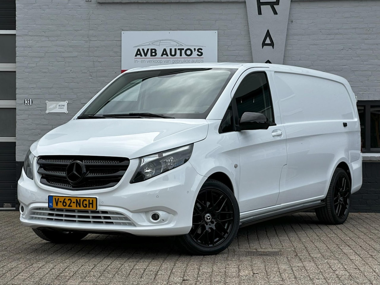 Mercedes-Benz Vito - 116 CDI Lang Cruise Leder Trekhaak Navi - AutoWereld.nl