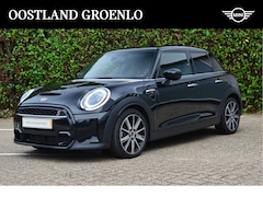 MINI Cooper S - Hatchback Classic Automaat / Premium Go Pakket / Sportstoelen / Achteruitrijcamera / Comfo