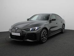 BMW i4 - eDrive40 M Sportpakket Pro | Innovation Pack | Driving Assistant Prof | HIFI | 19"