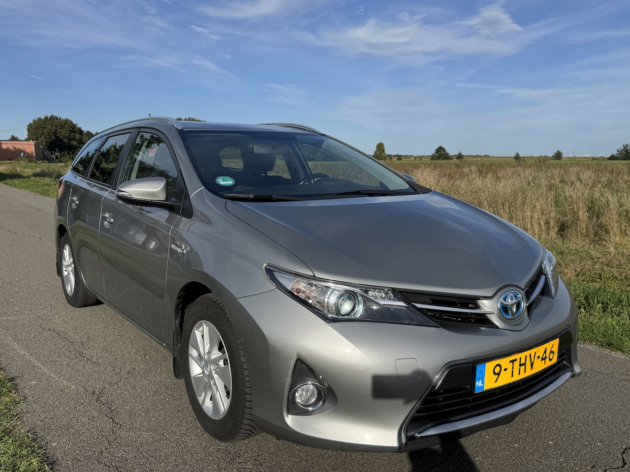 Toyota Auris Touring Sports - 1.8 Hybrid Aspiration ECC/NAVI/CAMERA - AutoWereld.nl