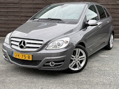 Mercedes-Benz B-klasse - 200 136PK / Navi / Trekhaak-afn. / STOELVERW. / AIRCO