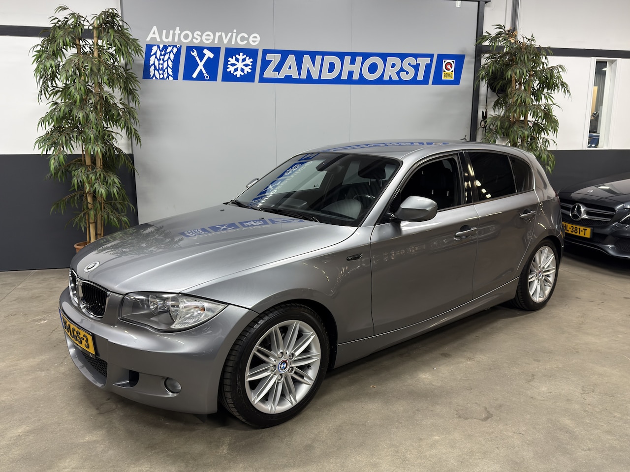BMW 1-serie - 118i Business Line Sport 118i Business Line Sport - AutoWereld.nl
