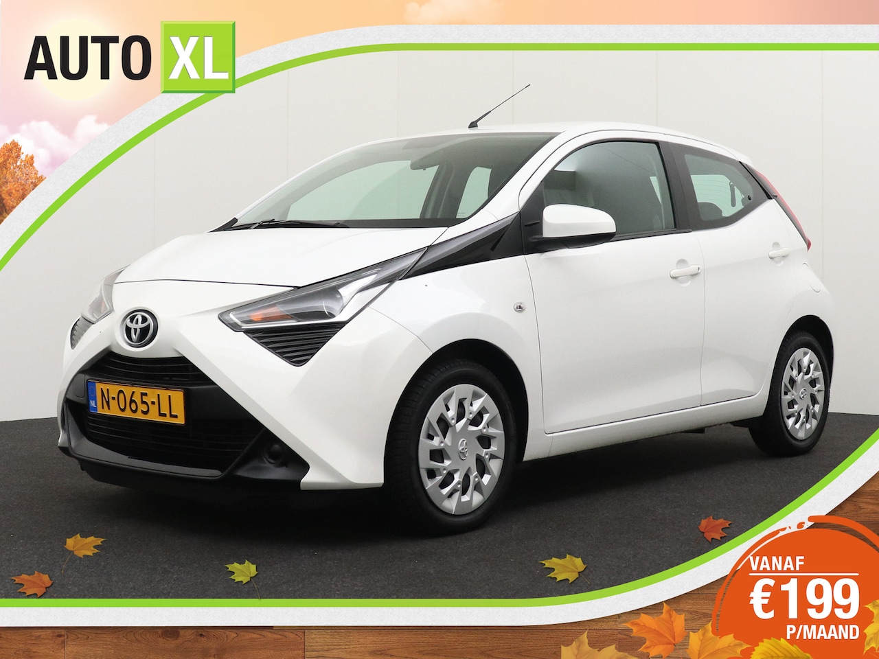 Toyota Aygo - 1.0 VVT-i X-play Camera Navi Carplay LED - AutoWereld.nl