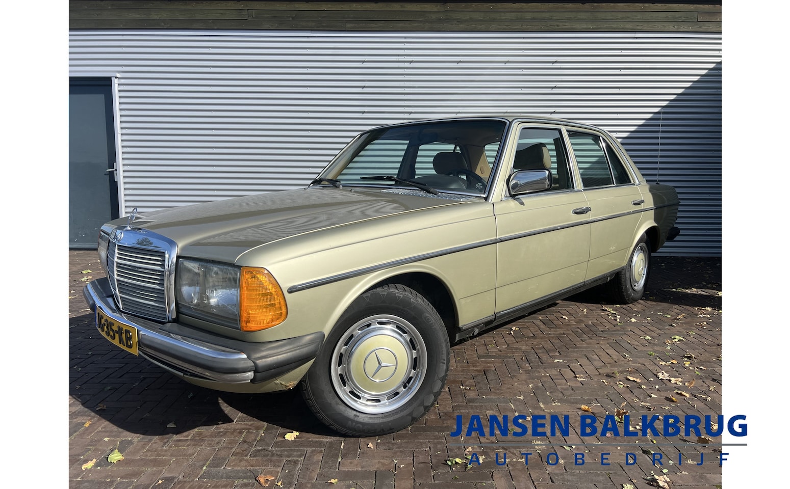 Mercedes-Benz 200-280 (W123) - 200 200 - AutoWereld.nl