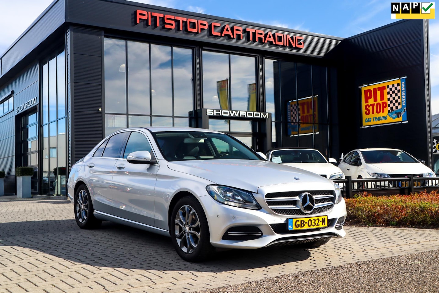 Mercedes-Benz C-klasse - 180 Prestige 180 Prestige, 156 PK, Trekhaak, Cruise, Leder! - AutoWereld.nl