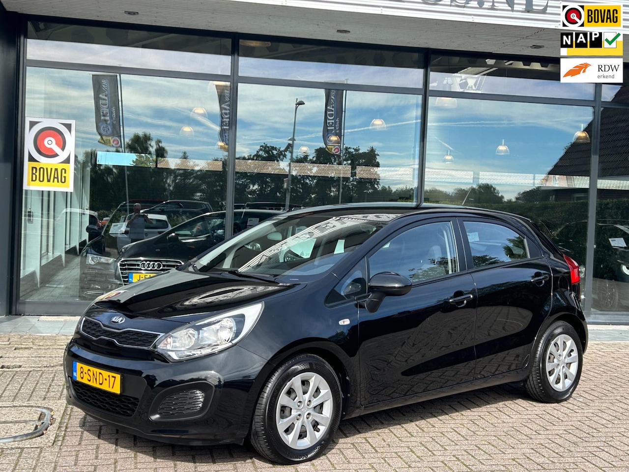 Kia Rio - 1.2 CVVT Comfort Pack 5Drs 1e Eig! 64-d-KM Airco NAP NL-Auto Volledig Dealeronderhouden! - AutoWereld.nl