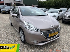 Peugeot 208 - 1.2 VTi Envy, clima, Navi, 5drs, dealer onderhouden