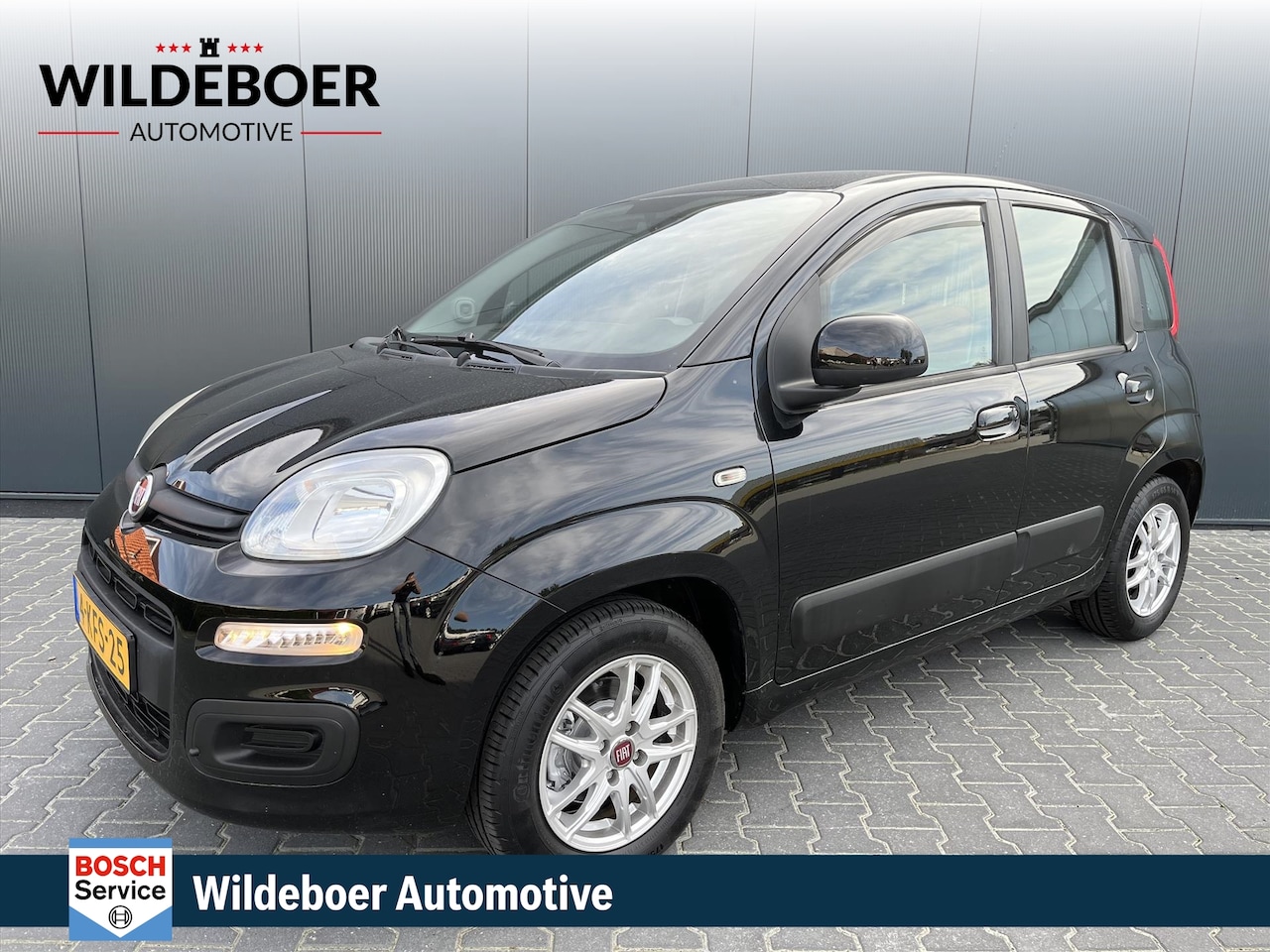 Fiat Panda - 0.9 TwinAir Easy + AIRCO + LMV + ELEK RAMEN + TREKHAAK + SLECHTS 68.000 KM !! - AutoWereld.nl