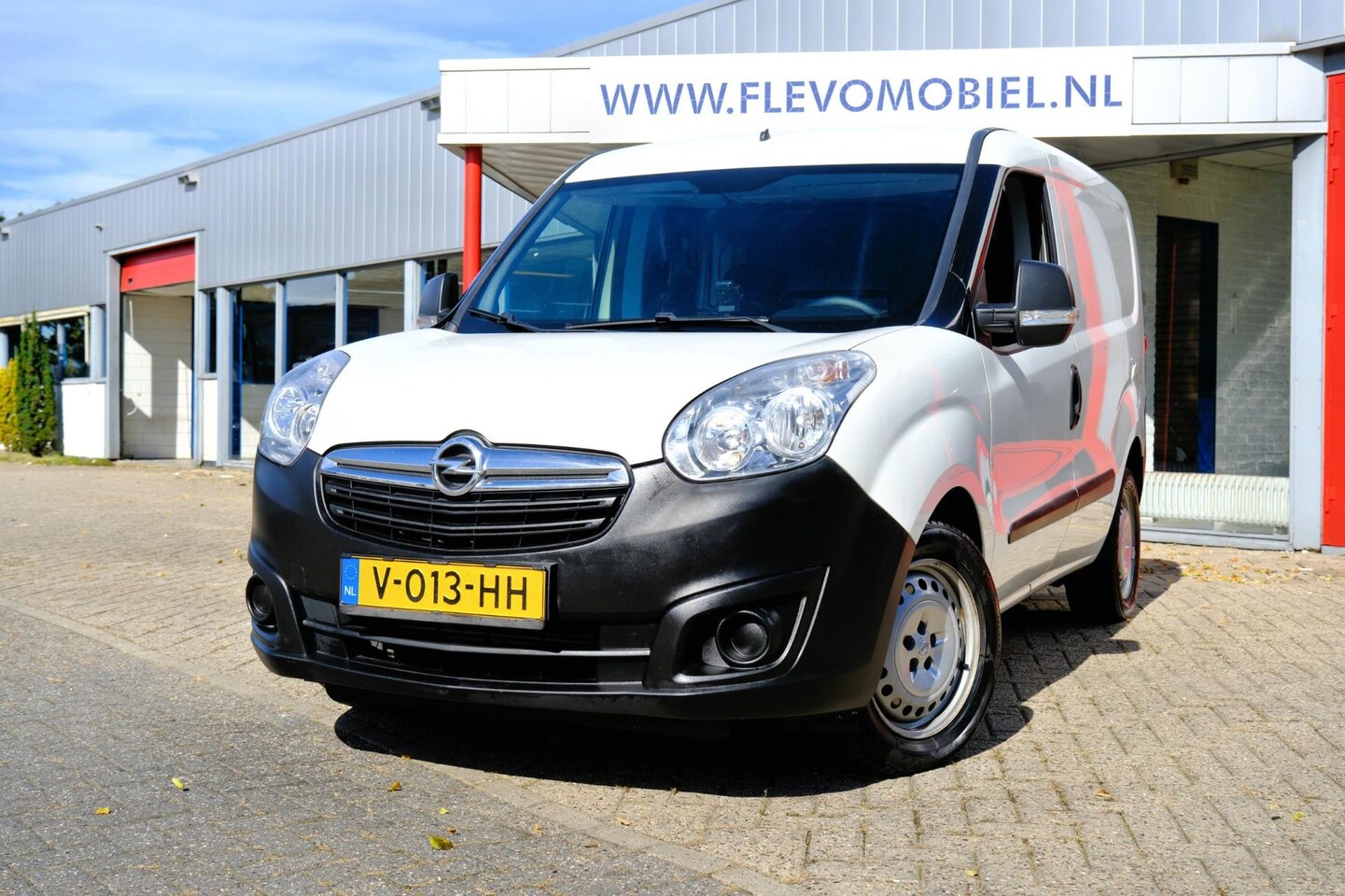 Opel Combo - 1.6 CDTi L1H1 Edition Airco|Cruise|Laadruimte inrichting! - AutoWereld.nl