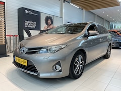 Toyota Auris Touring Sports - 1.8 Hybrid Lease | navi| Panodak | trekhaak | stoelverwarming | LM velgen