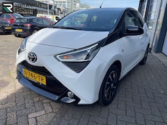 Toyota Aygo - 1.0 VVT-i x-cite ultimate